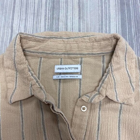 Urban Outfitters Plaid Flannel Shirt - Picture 4 of 4